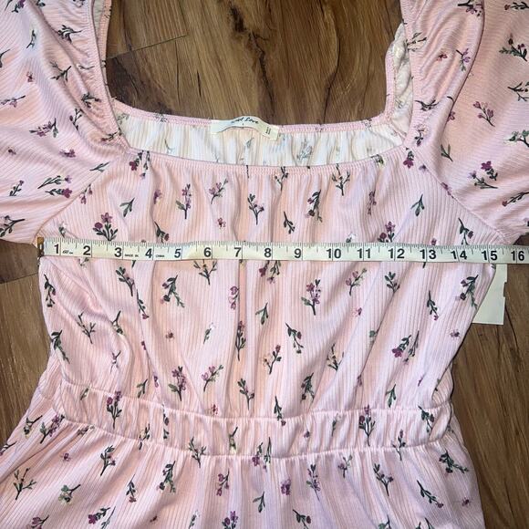 NWT Short Sleeve Light Pink Floral Ribbed Off Shoulder Blouse Size Large - Picture 7 of 10